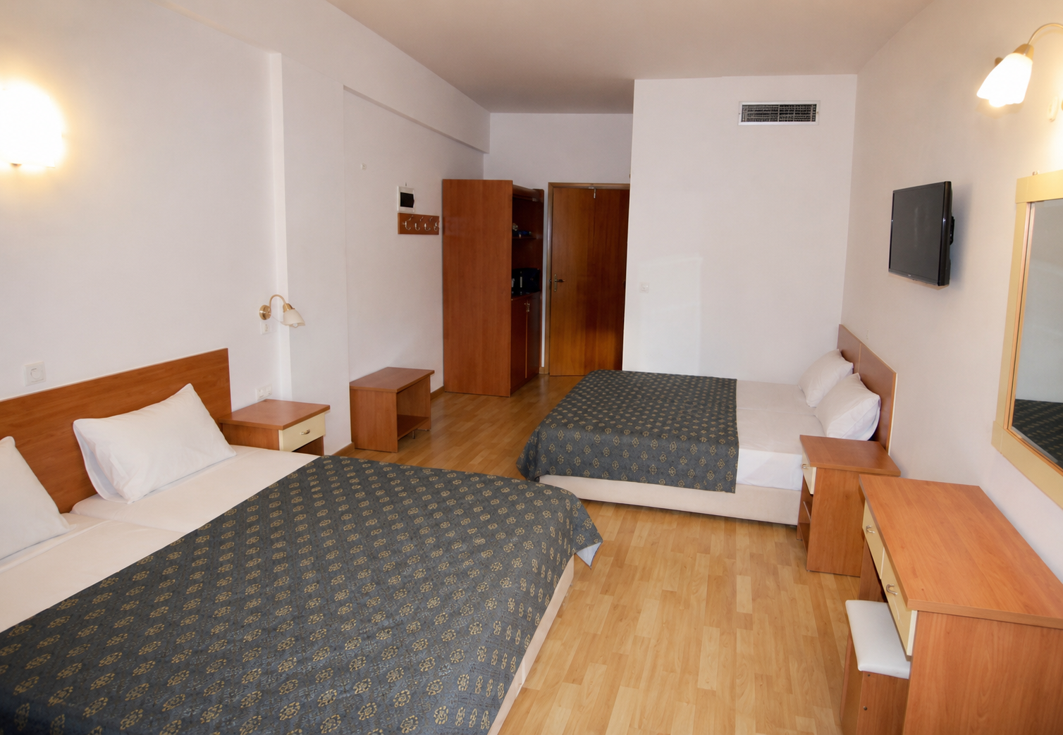 Family Room (4 guests) at Hotel Filoxenia Beach